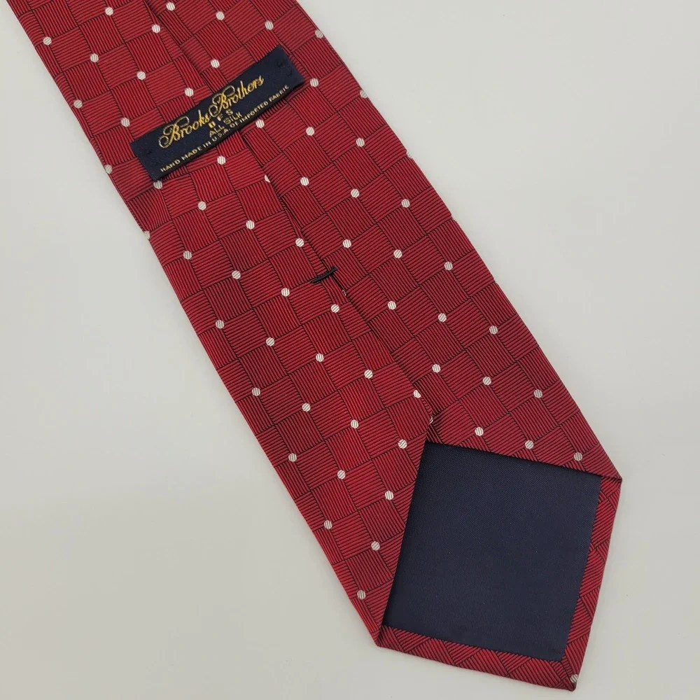 Brooks Brothers Silk Tie Red White Geometric‎ Dot Handmade USA Mens